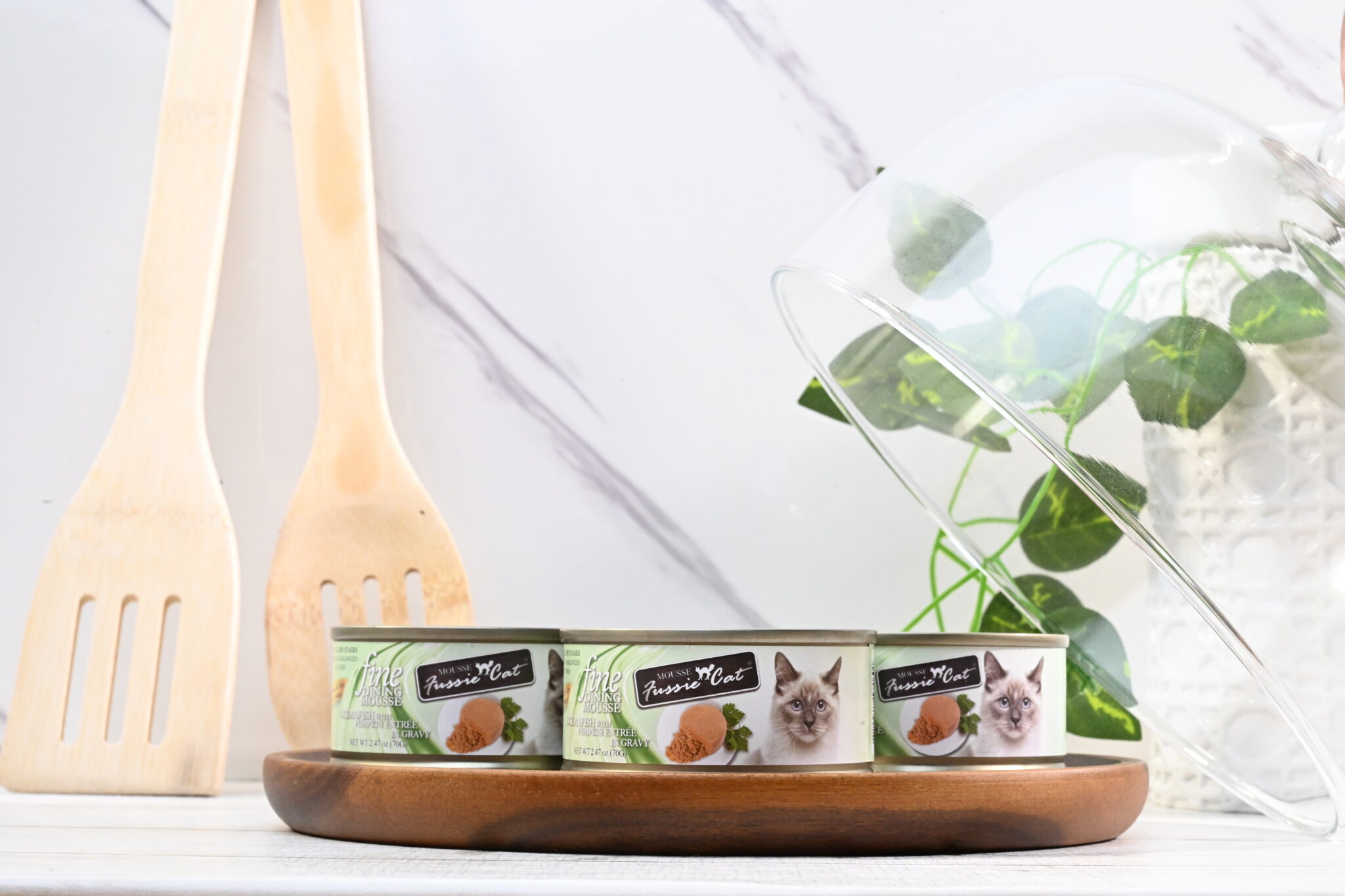 mousse hero image open platter